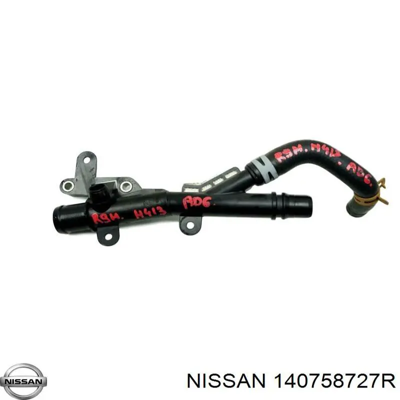 Brida del sistema de refrigeración (triple unión) 140758727R Nissan/Infiniti