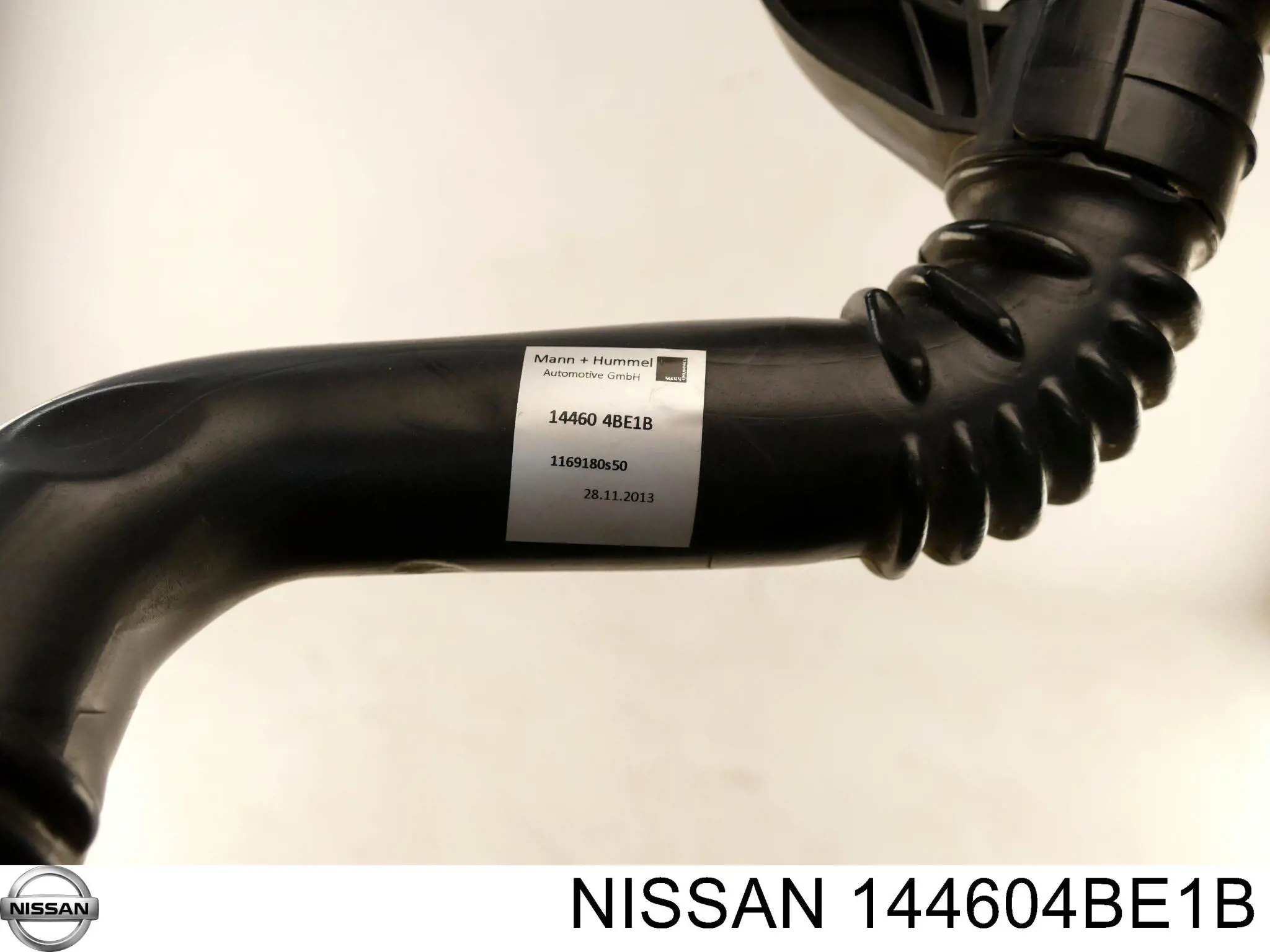 144604EB1B Nissan tubo flexible de aire de sobrealimentación izquierdo