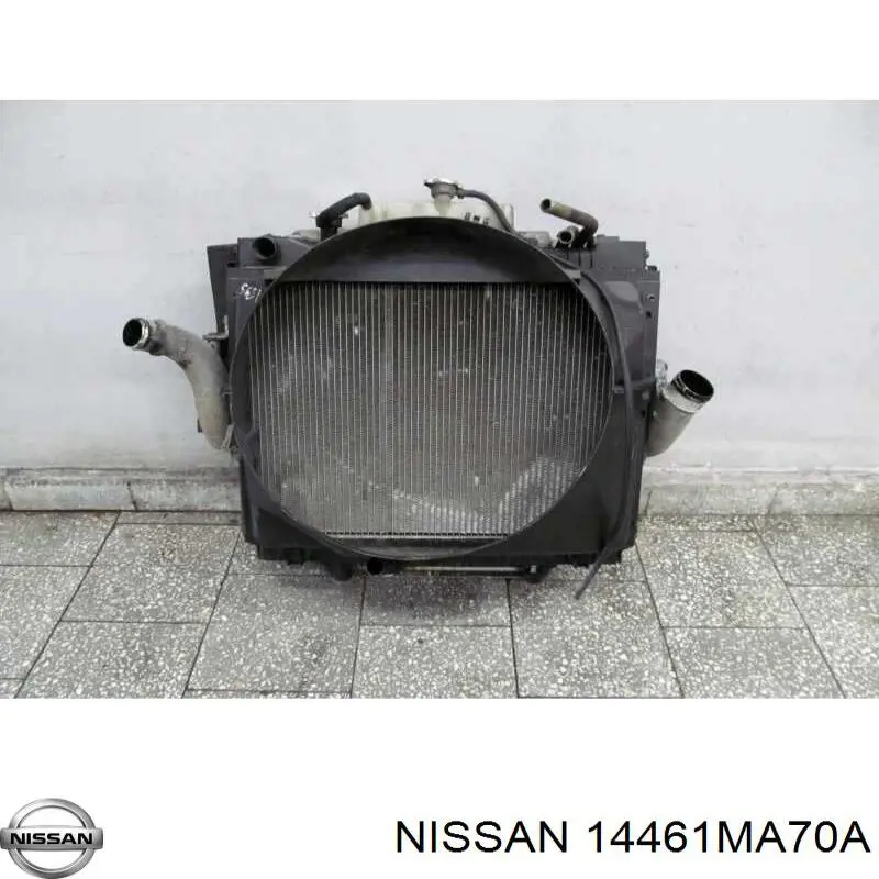 Radiador de intercooler para Nissan Cabstar (F24M)