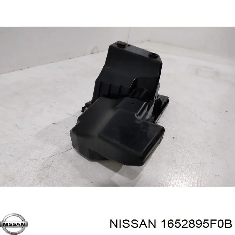 1652895F0B Nissan casco de filtro de aire, parte inferior
