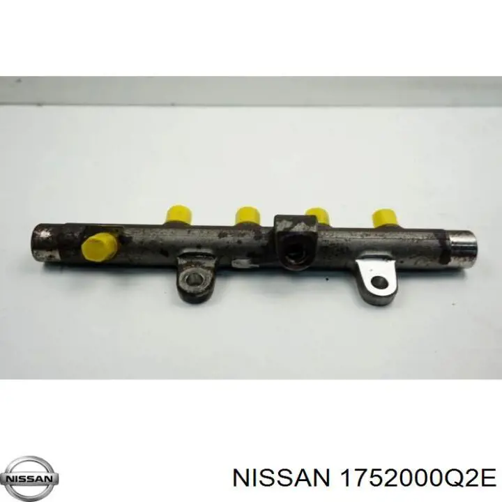 1752000Q2E Nissan/Infiniti Rampa de combustible