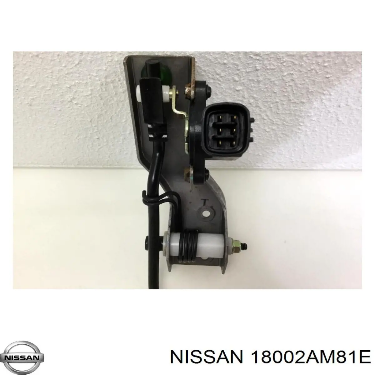 18002AM808 Nissan