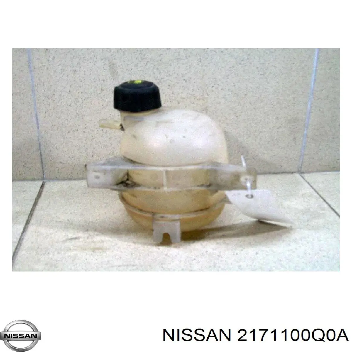 Botella de refrigeración para Nissan Almera 