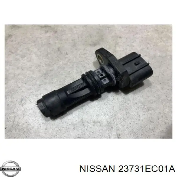 Sensor posición arbol de levas para Nissan Cabstar (F24M)
