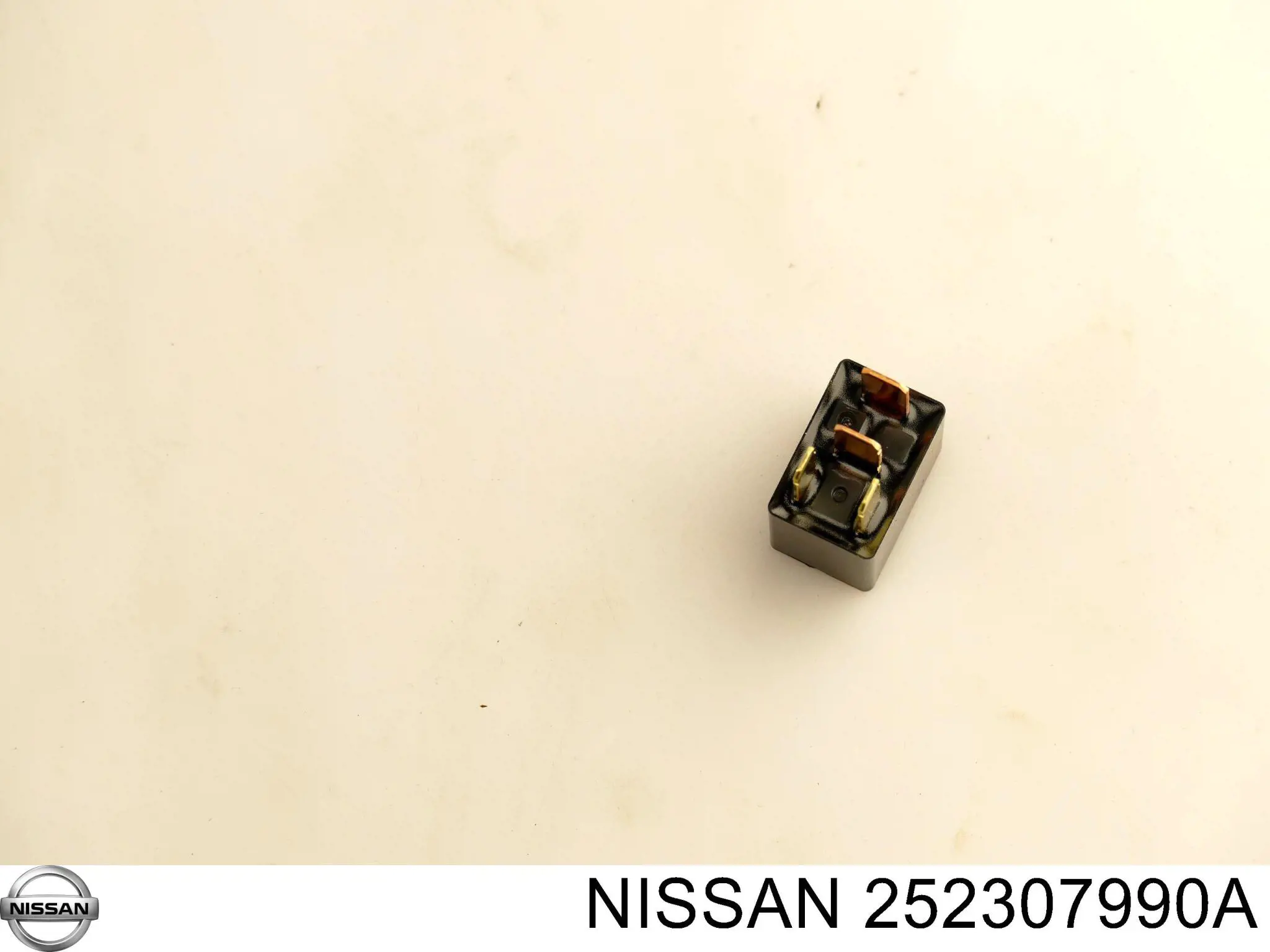 Relé de faro antiniebla Nissan/Infiniti 252307990A precio, desde 68,24 EUR