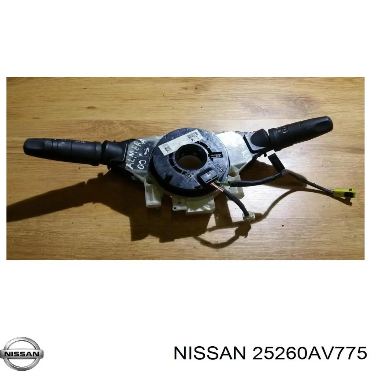 Conmutador derecho de la columna de dirección Nissan/Infiniti 25260AV775 precio, desde 24,68 EUR