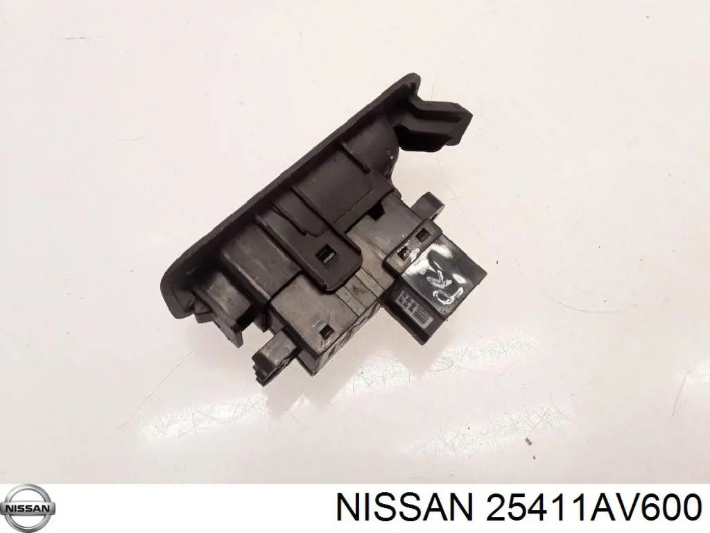 Comprar 25411AV600 Nissan/Infiniti Botón de encendido del motor del elevalunas trasero