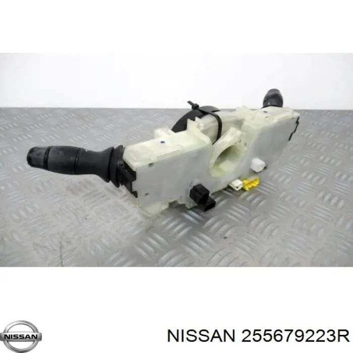 255679223R Nissan/Infiniti Mando bajo volante