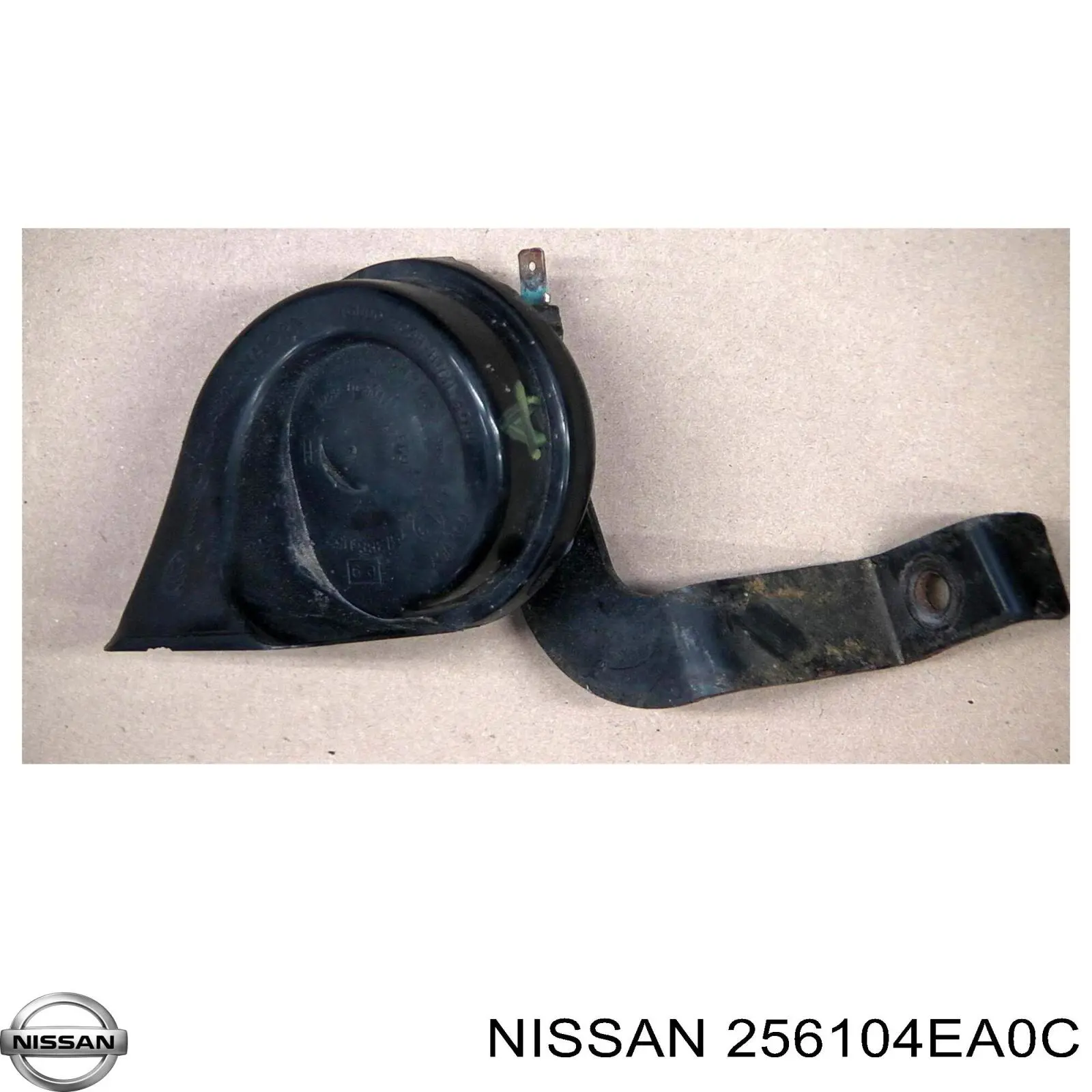 256104EA0C Nissan