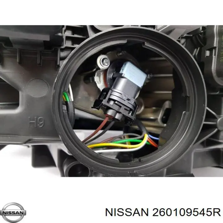 260109545R Nissan faro derecho