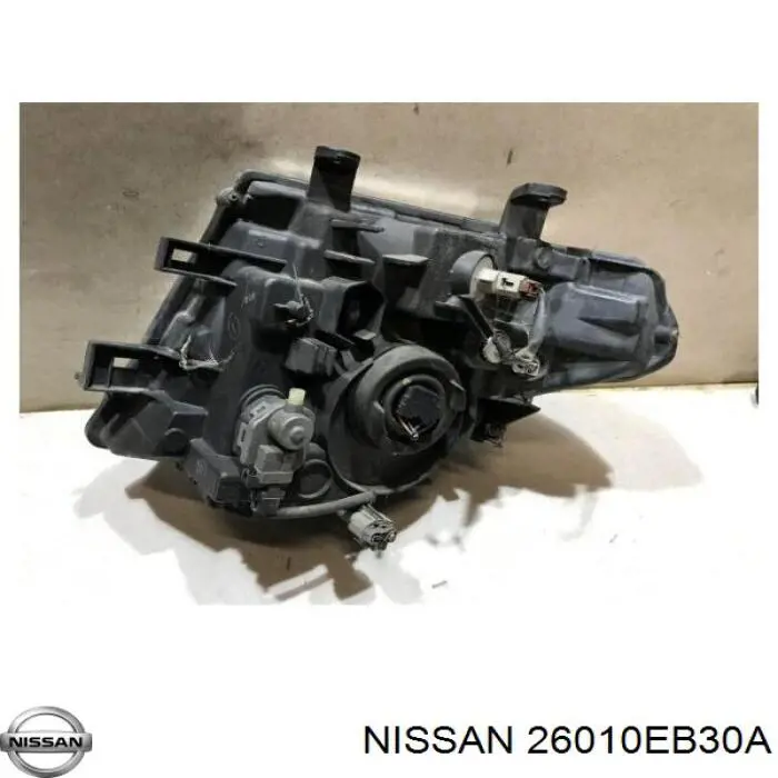Faro derecho para Nissan Navara (D40M)