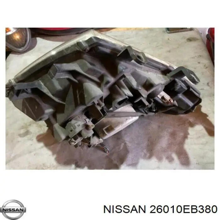 Faro derecho Nissan/Infiniti 26010EB380 precio, desde 104,91 EUR