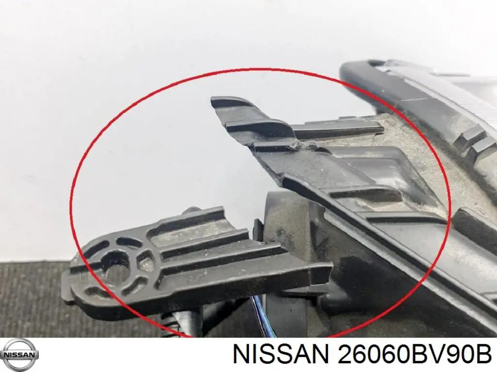 Comprar 26060BV90B Nissan/Infiniti Faro delantero izquierdo