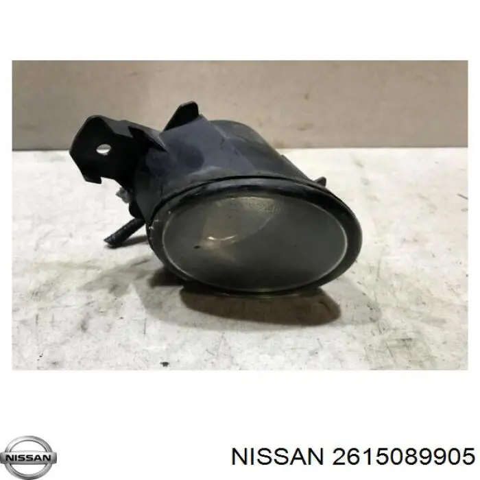 Luz antiniebla derecha para Nissan Qashqai (J10)