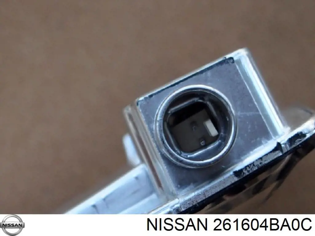 Luz intermitente del espejo retrovisor derecho Nissan/Infiniti 261604BA0C precio, desde 32,38 EUR