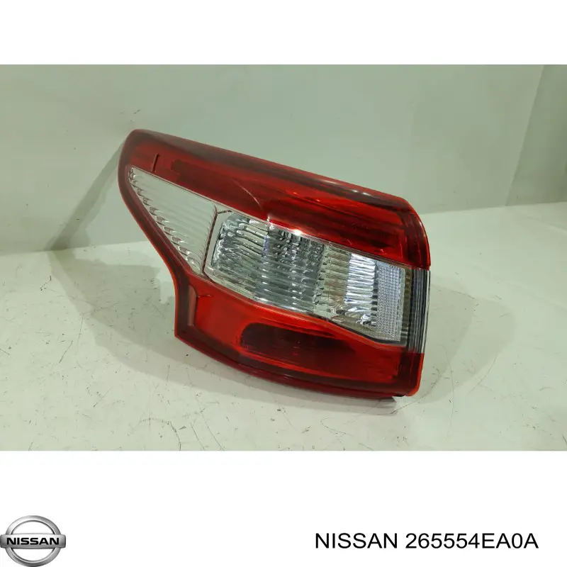 Piloto trasero exterior izquierdo Nissan/Infiniti 265554EA0A precio, desde 133,86 EUR
