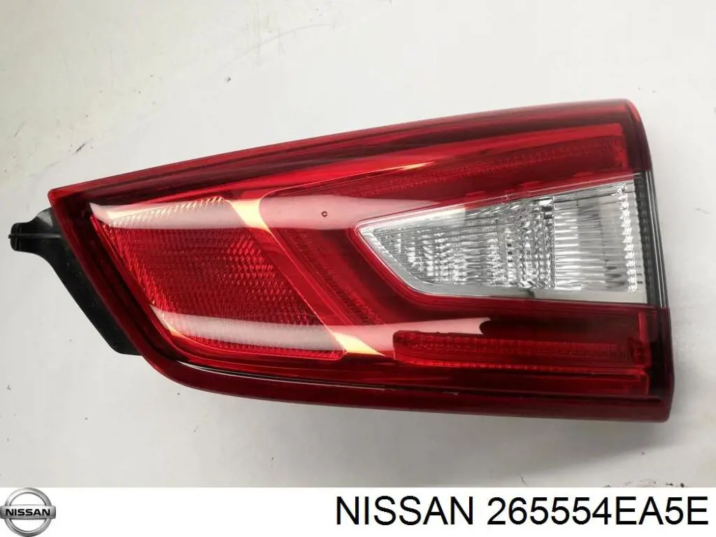 Piloto trasero izquierdo Nissan/Infiniti 265554EA5E precio, desde 129,23 EUR