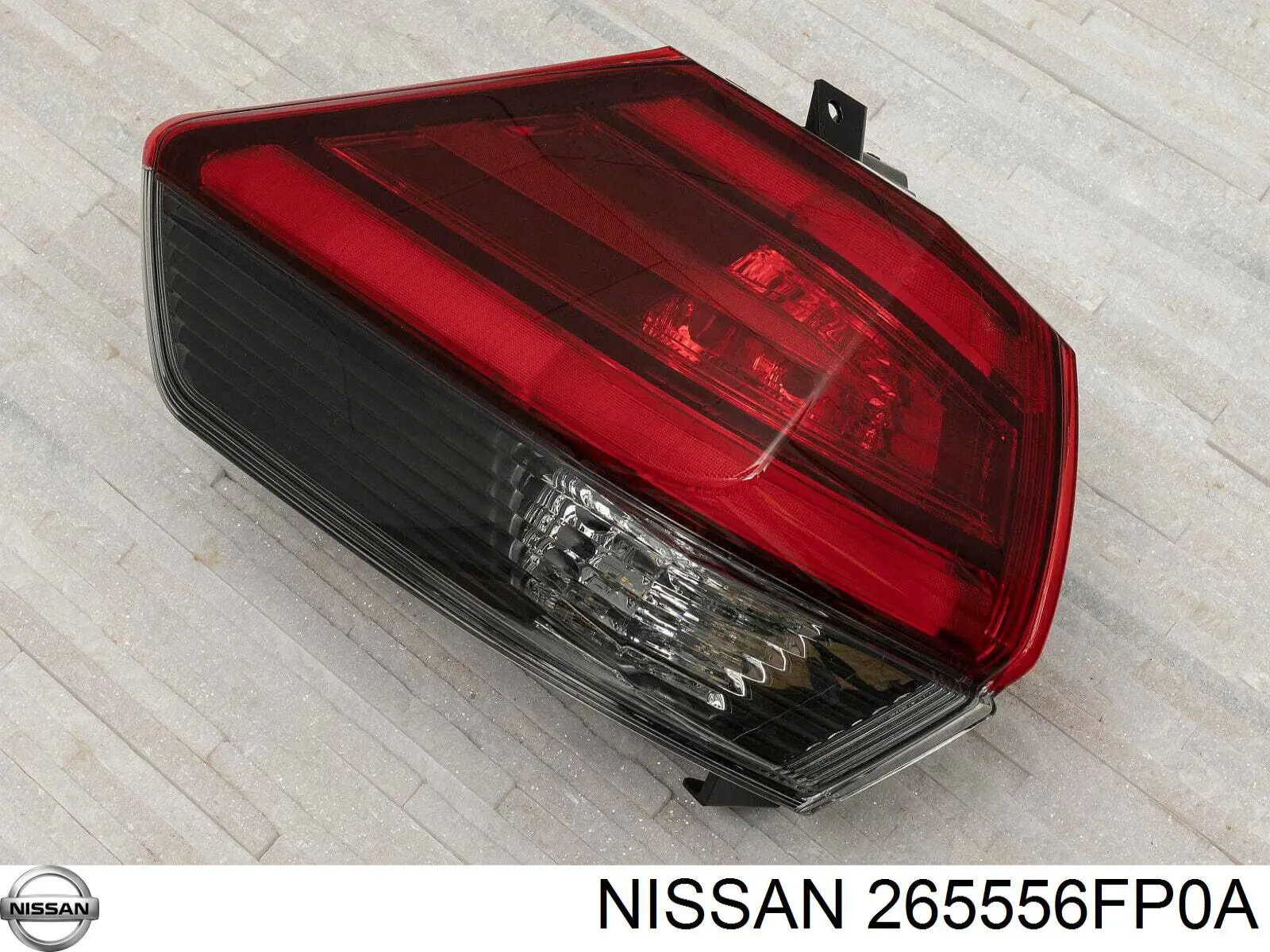 Piloto trasero exterior izquierdo Nissan/Infiniti 265596FP0A precio, desde 123,72 EUR