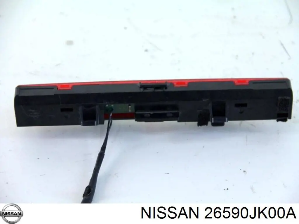 Comprar Tercera luz de freno Infiniti G35  V36