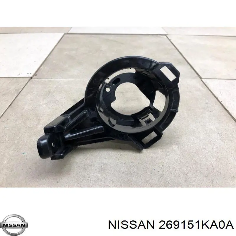 Comprar 269151KA0A Nissan/Infiniti Soporte de fijación de faro antiniebla izquierdo
