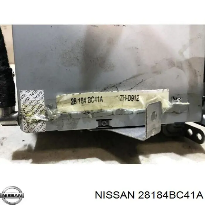 28184BC41A Nissan radio (radio am/fm)