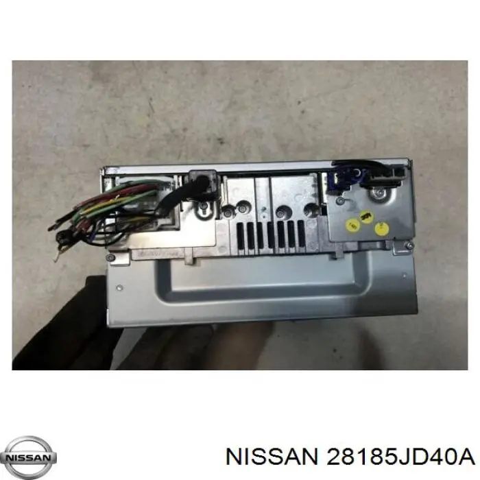 28185JD40A Nissan radio (radio am/fm)