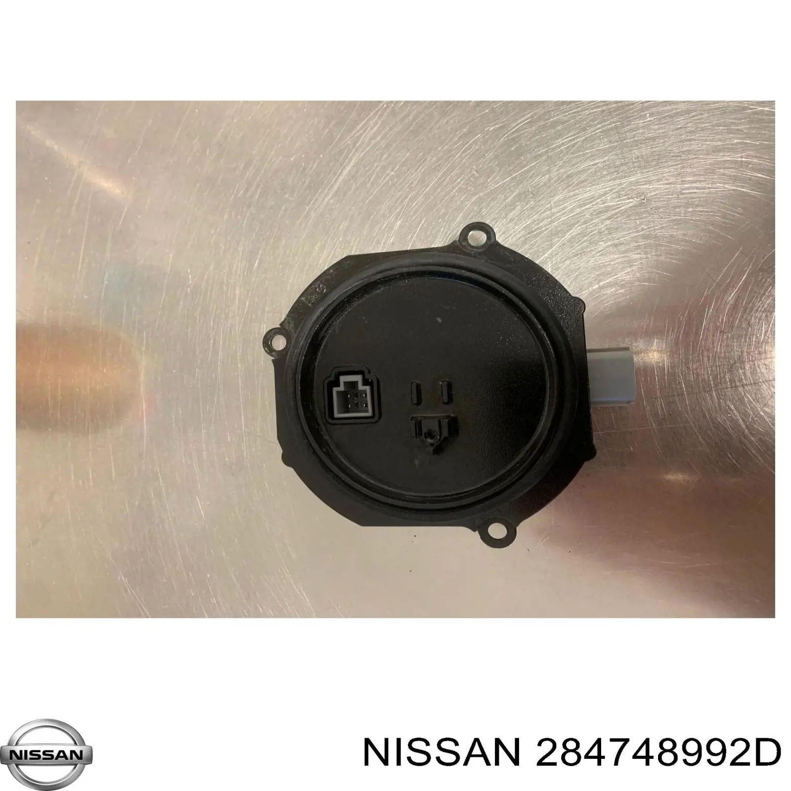 284748992D Nissan xenon, unidad control