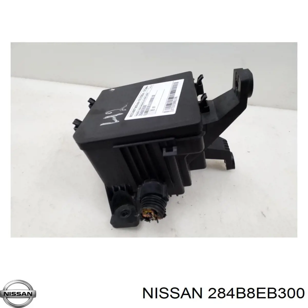 284B8EB300 Nissan