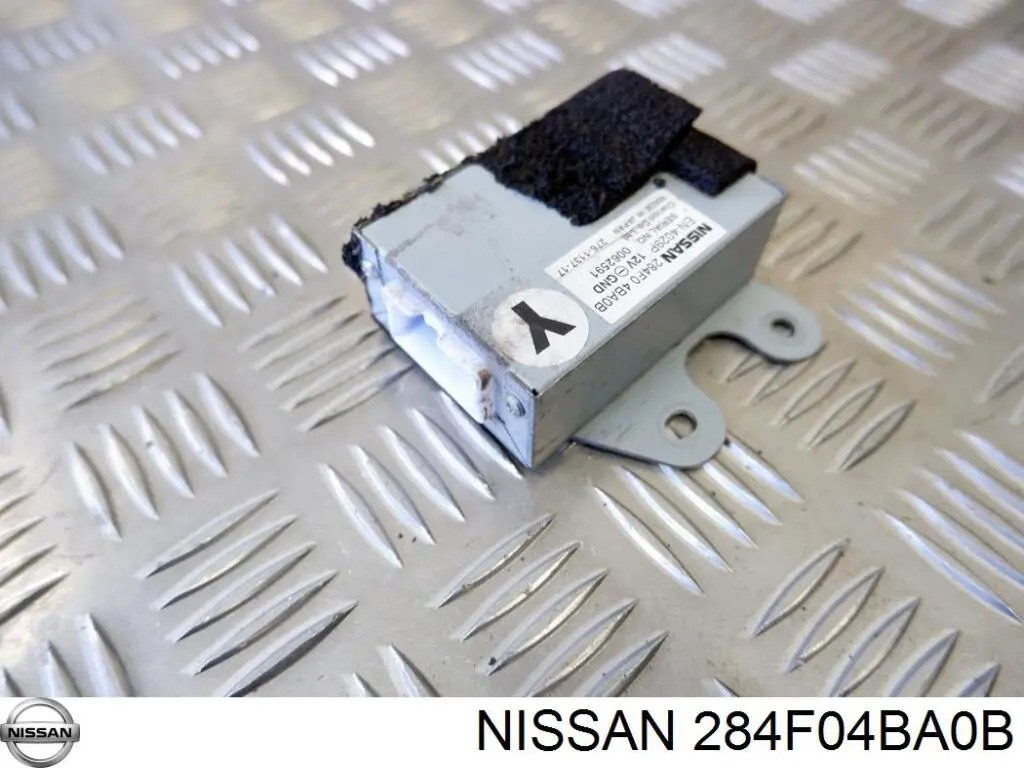 284F04BA0A Nissan