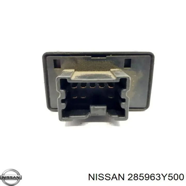Sensor de entrada sin llave de puerta (receptor de llave) para Nissan X-Trail (T30)