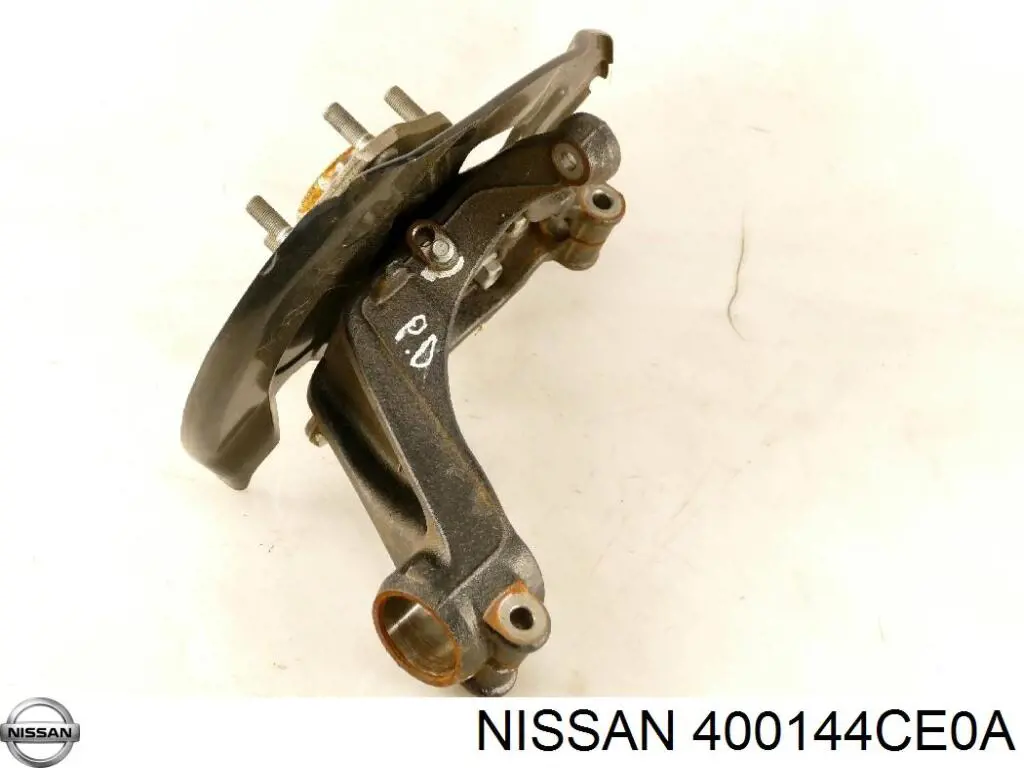 400144CE0A Nissan muñón del eje, suspensión de rueda, delantero derecho
