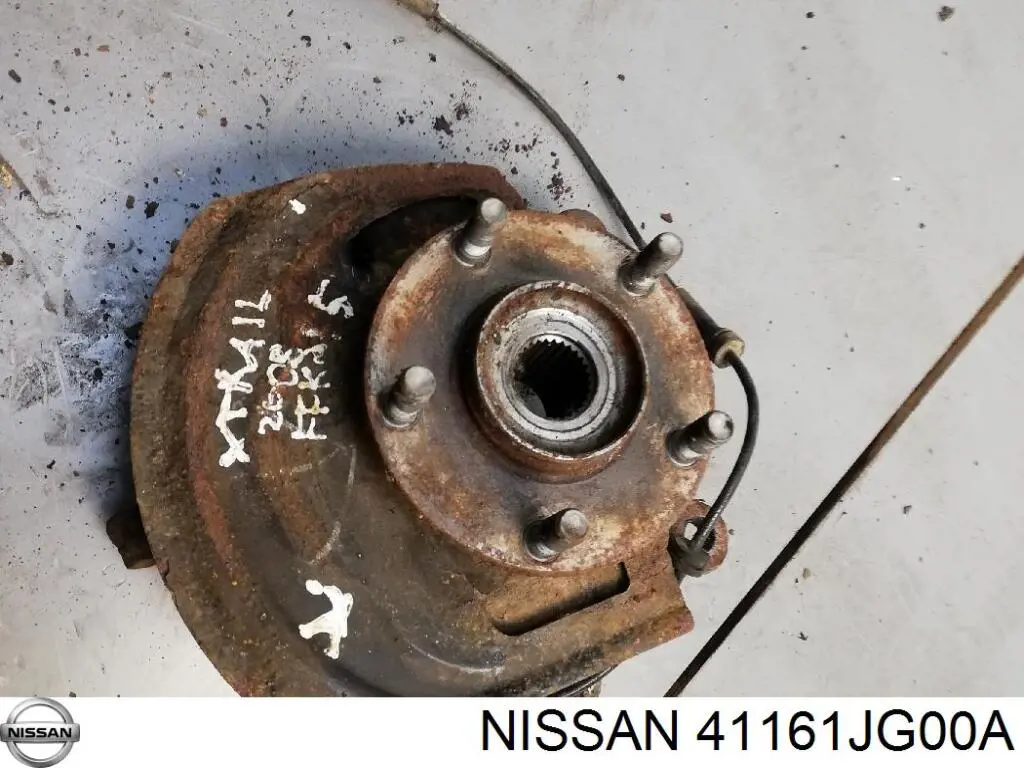 Protector del disco de freno delantero izquierdo 41161JD01A Nissan/Infiniti