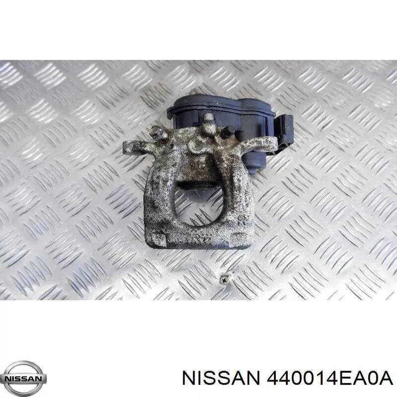 440014EA0A Nissan pinza de freno trasero derecho