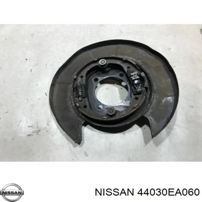 44030EA060 Nissan juego de zapatas de frenos, freno de estacionamiento