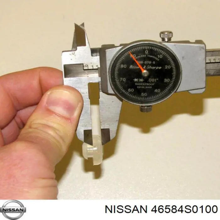 46584S0100 Nissan