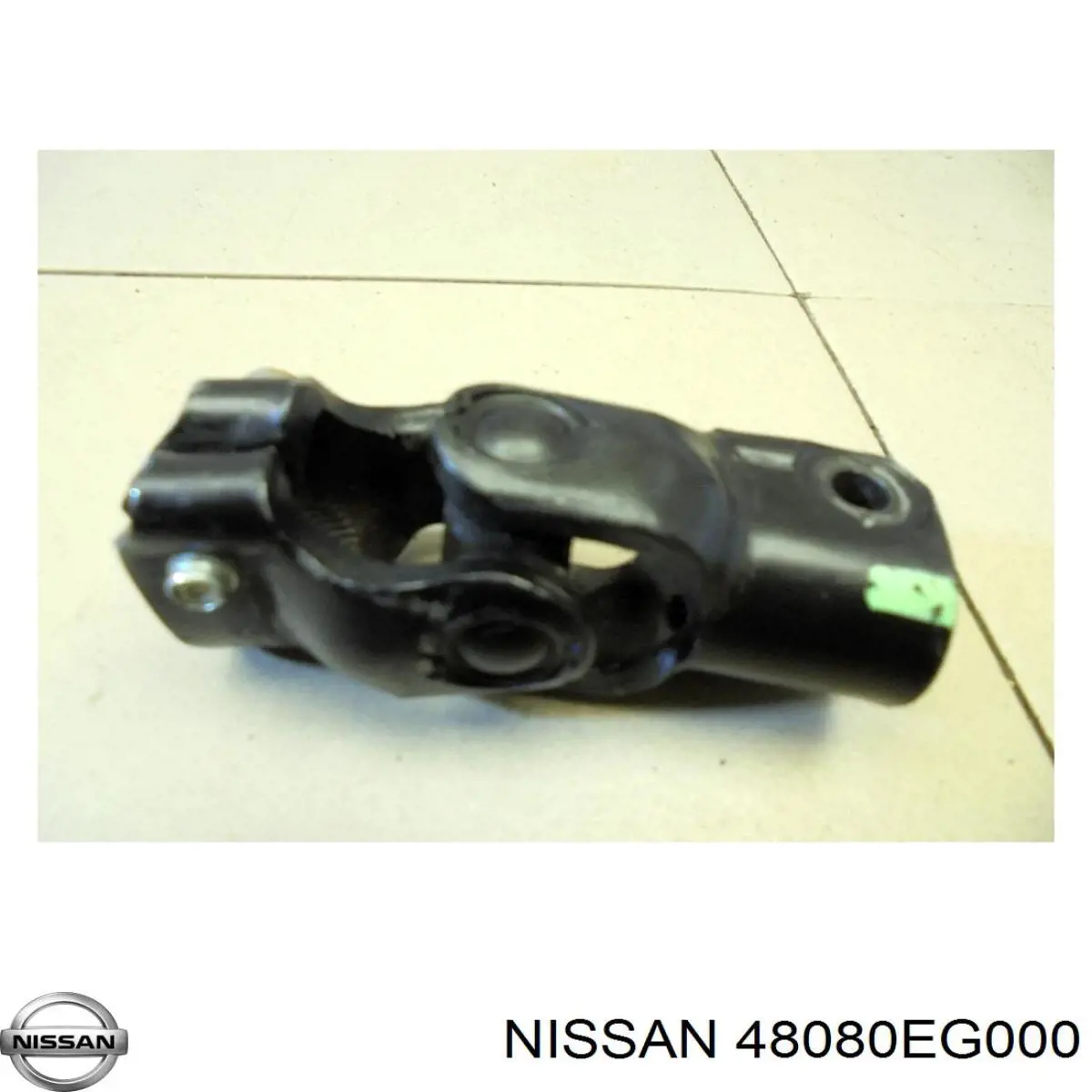 480801CA0A Nissan columna de direccion eje cardan inferior