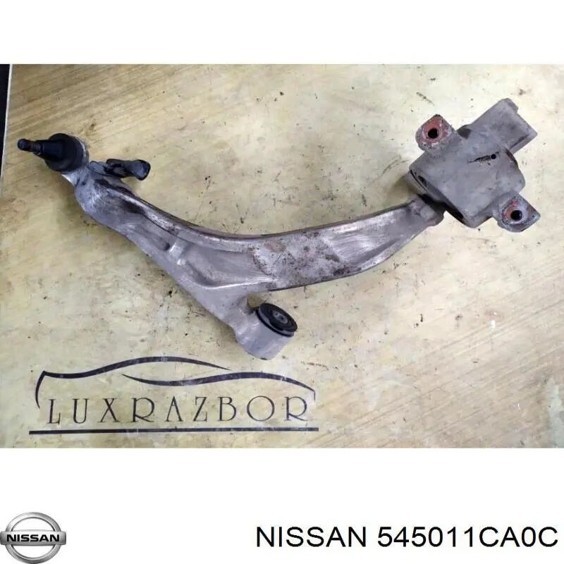 Brazo inferior izquierdo de la suspensión delantera Nissan/Infiniti 545011CA0C precio, desde 195,11 EUR