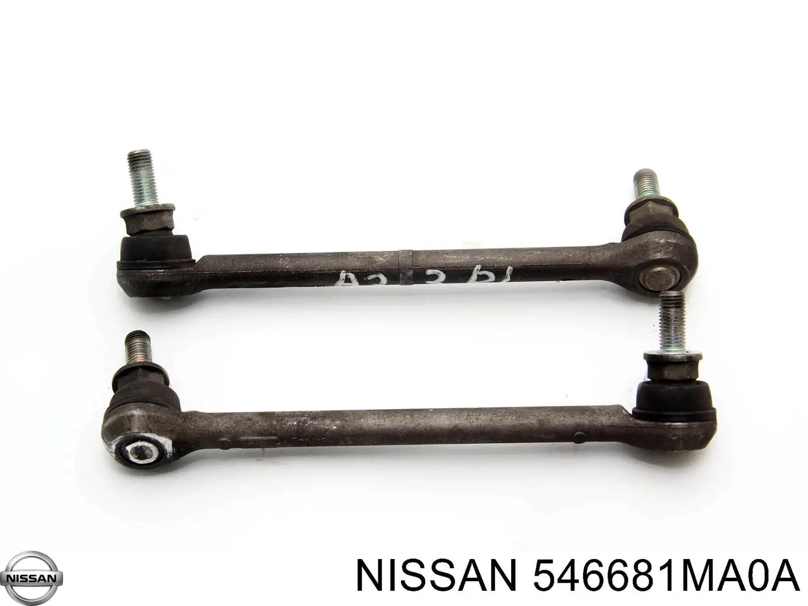 546681MA0A Nissan barra estabilizadora trasera izquierda