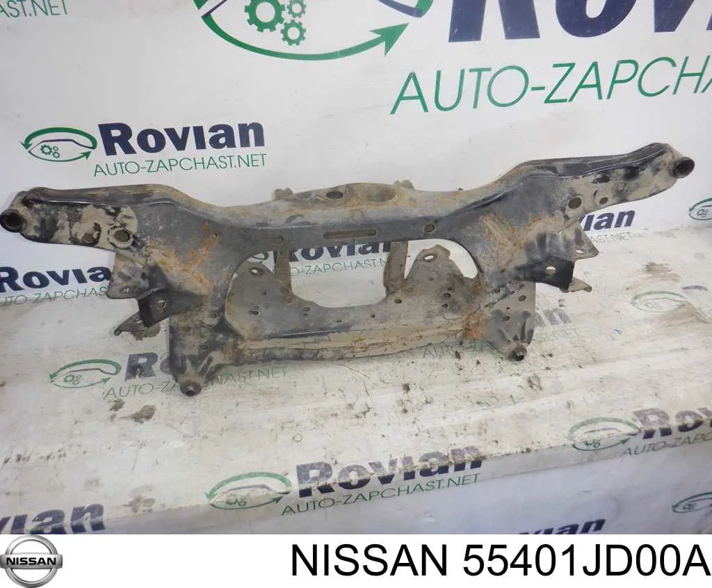 55401JD00A Nissan/Infiniti Subchasis trasero soporte motor
