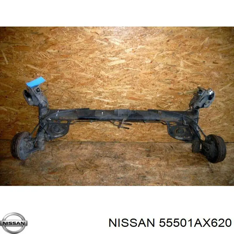55501AX620 Nissan subchasis trasero soporte motor