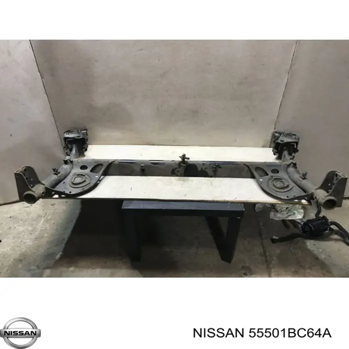 Comprar 55501BC64A Nissan/Infiniti Puente trasero