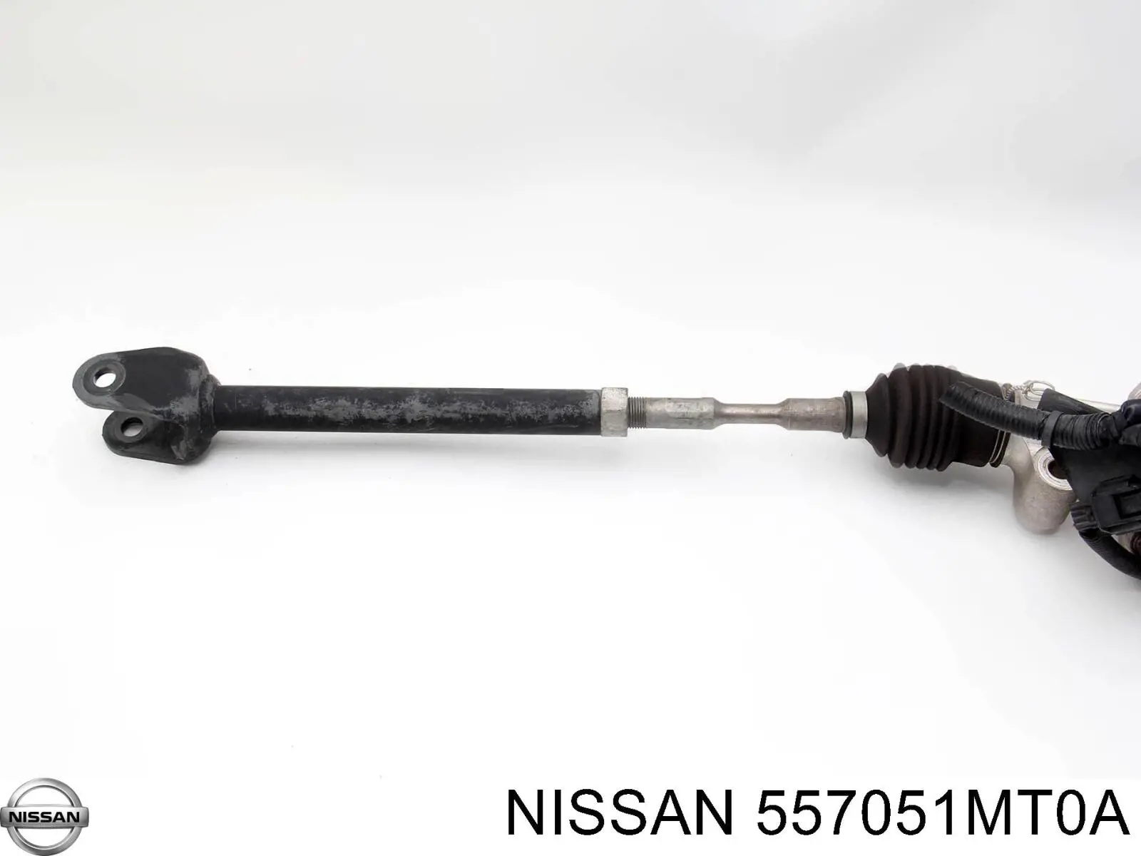 557051MT0A Nissan