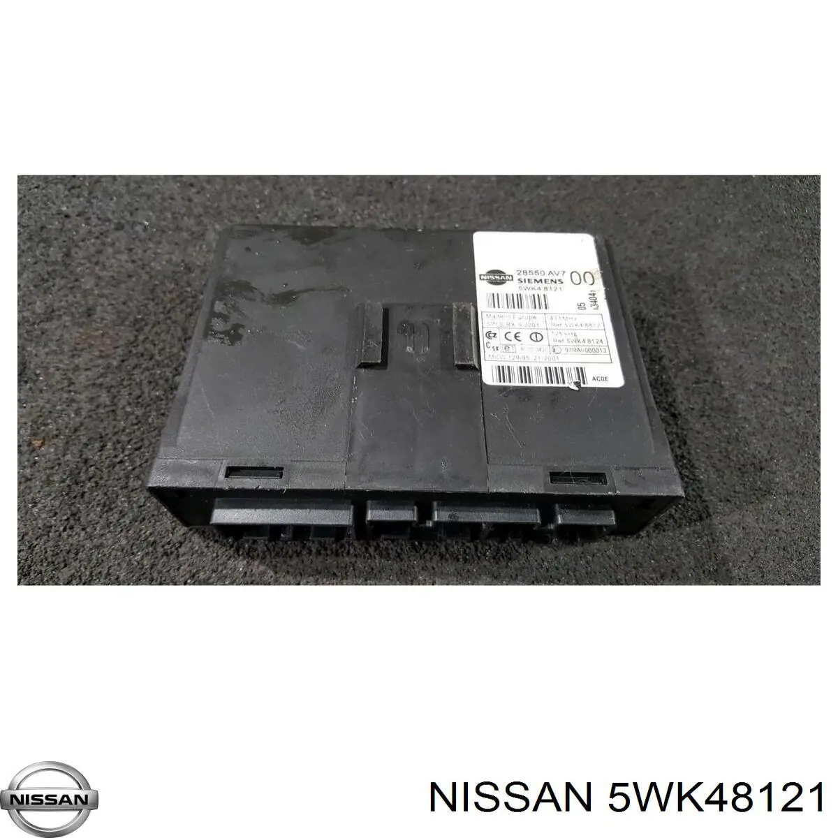 5WK48121 Nissan