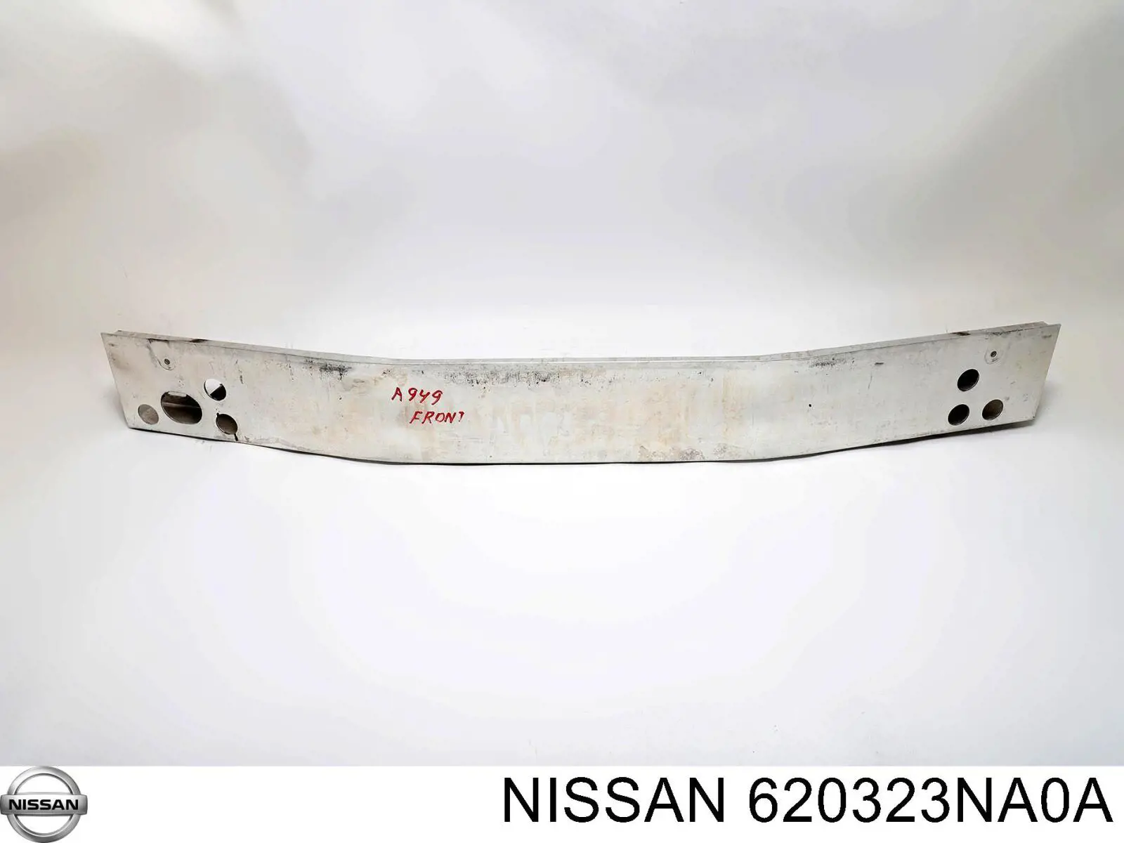 620323NA0A Nissan refuerzo parachoque delantero