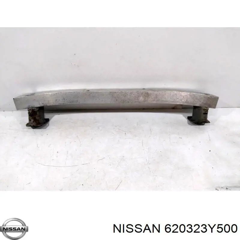 Refuerzo paragolpes delantero para Nissan Maxima (A33)