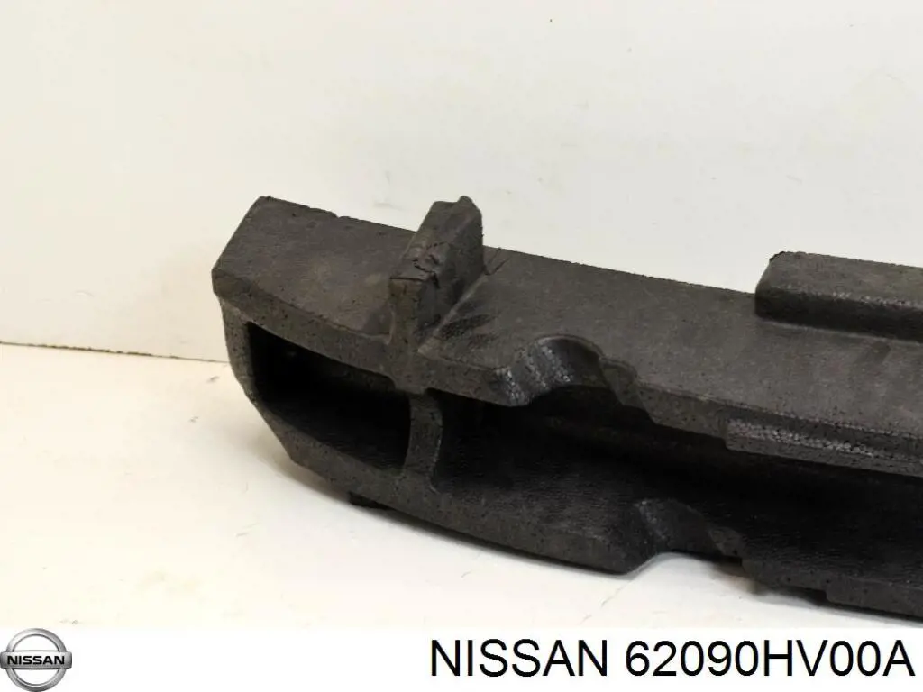 Absorbedor del parachoques delantero Nissan/Infiniti 62090HV00A precio, desde 73,36 EUR