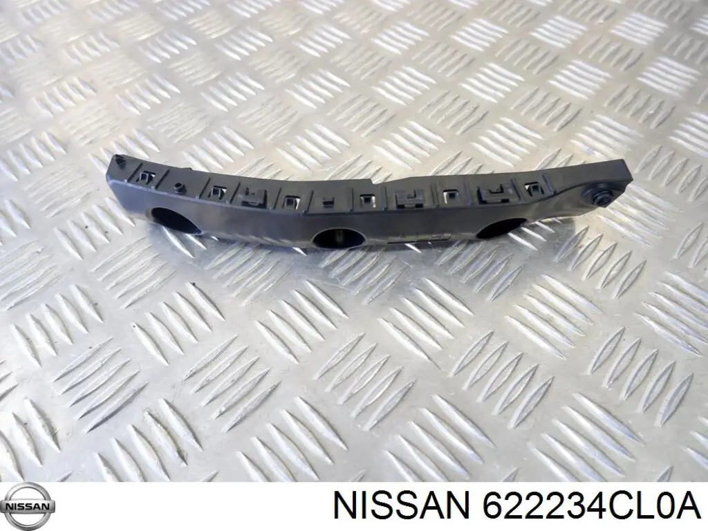 Soporte de parachoques delantero izquierdo Nissan/Infiniti 622234CL0A precio, desde 22,14 EUR