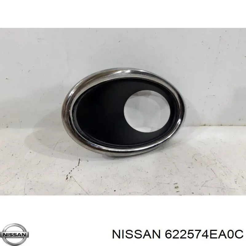 Comprar 622574EA0C Nissan/Infiniti Embellecedor de faro antiniebla izquierdo