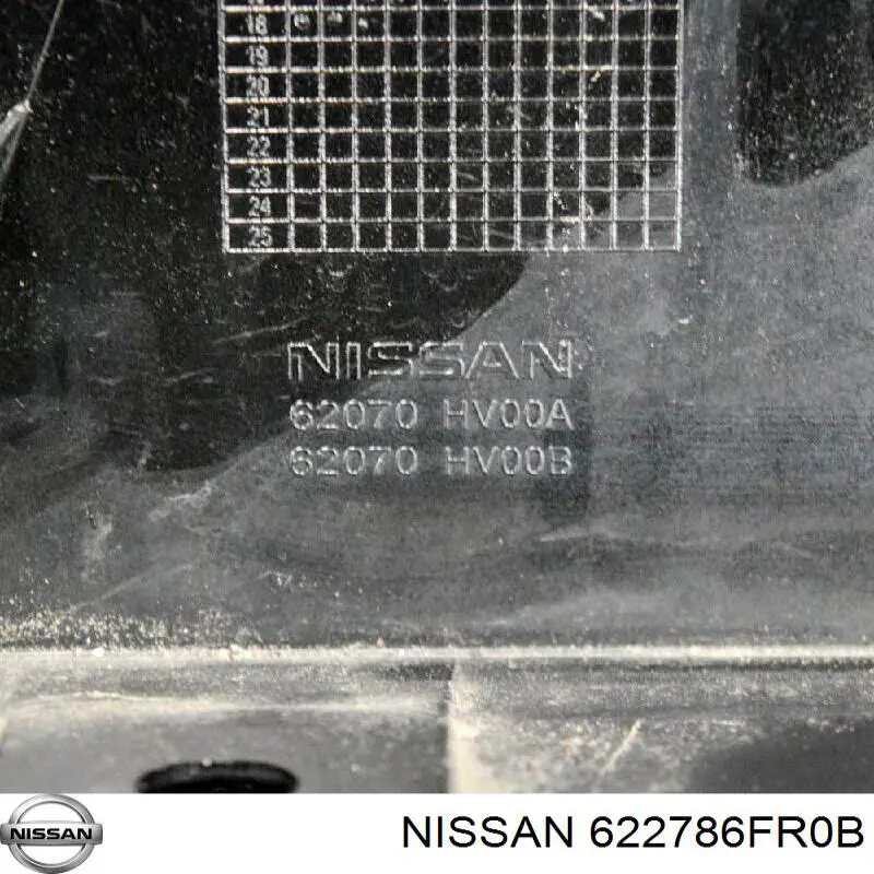 Comprar 622786FR0B Nissan/Infiniti Embellecedor central del parachoques delantero
