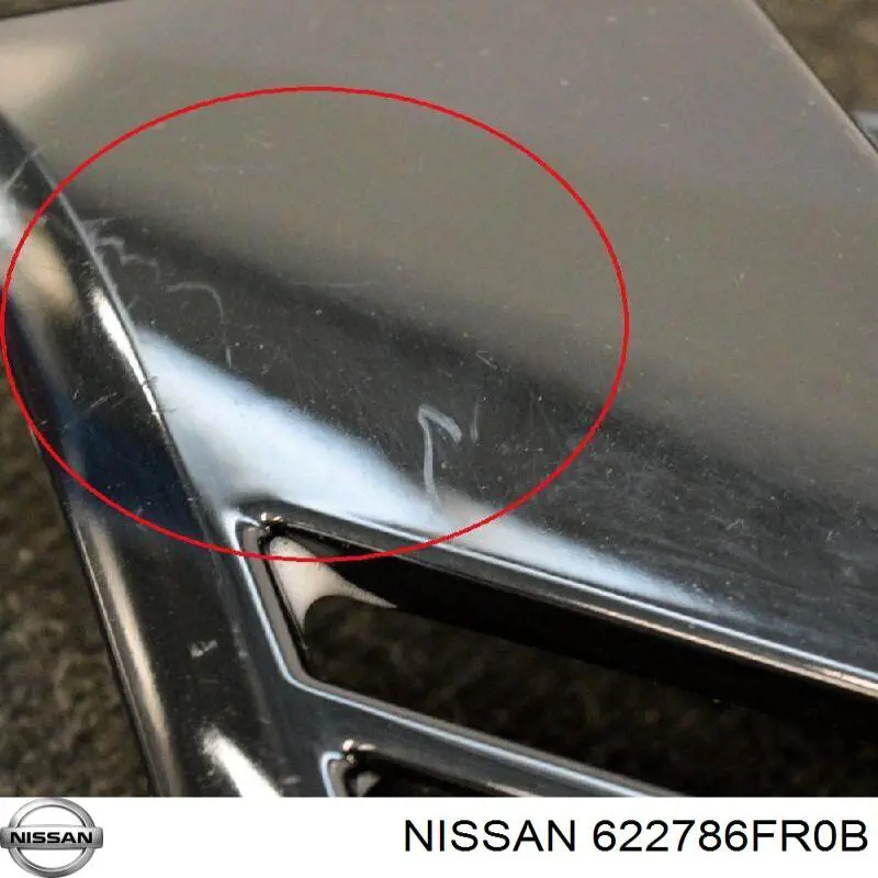 Embellecedor central del parachoques delantero Nissan/Infiniti 622786FR0B precio, desde 72,42 EUR